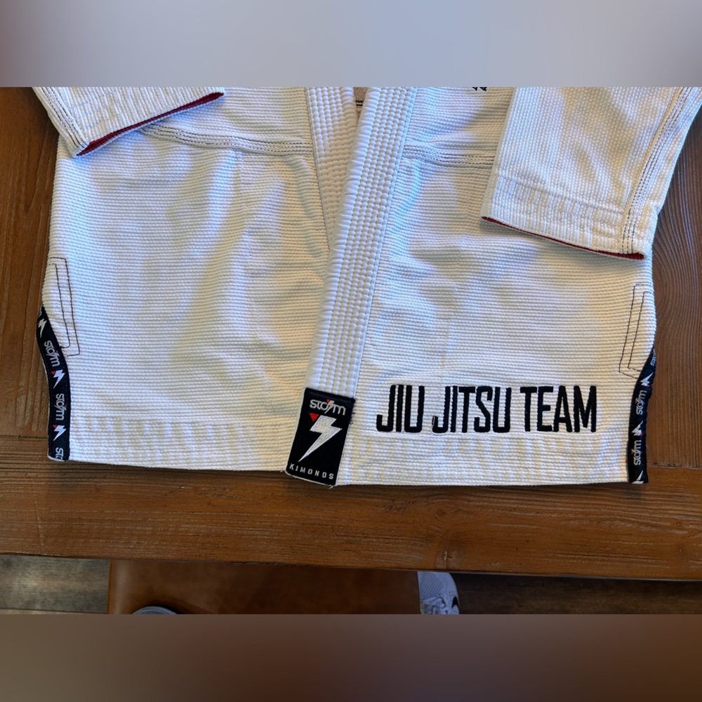 Storm x Alliance BJJ gi F3 TOP ONLY - Picture 2 of 5